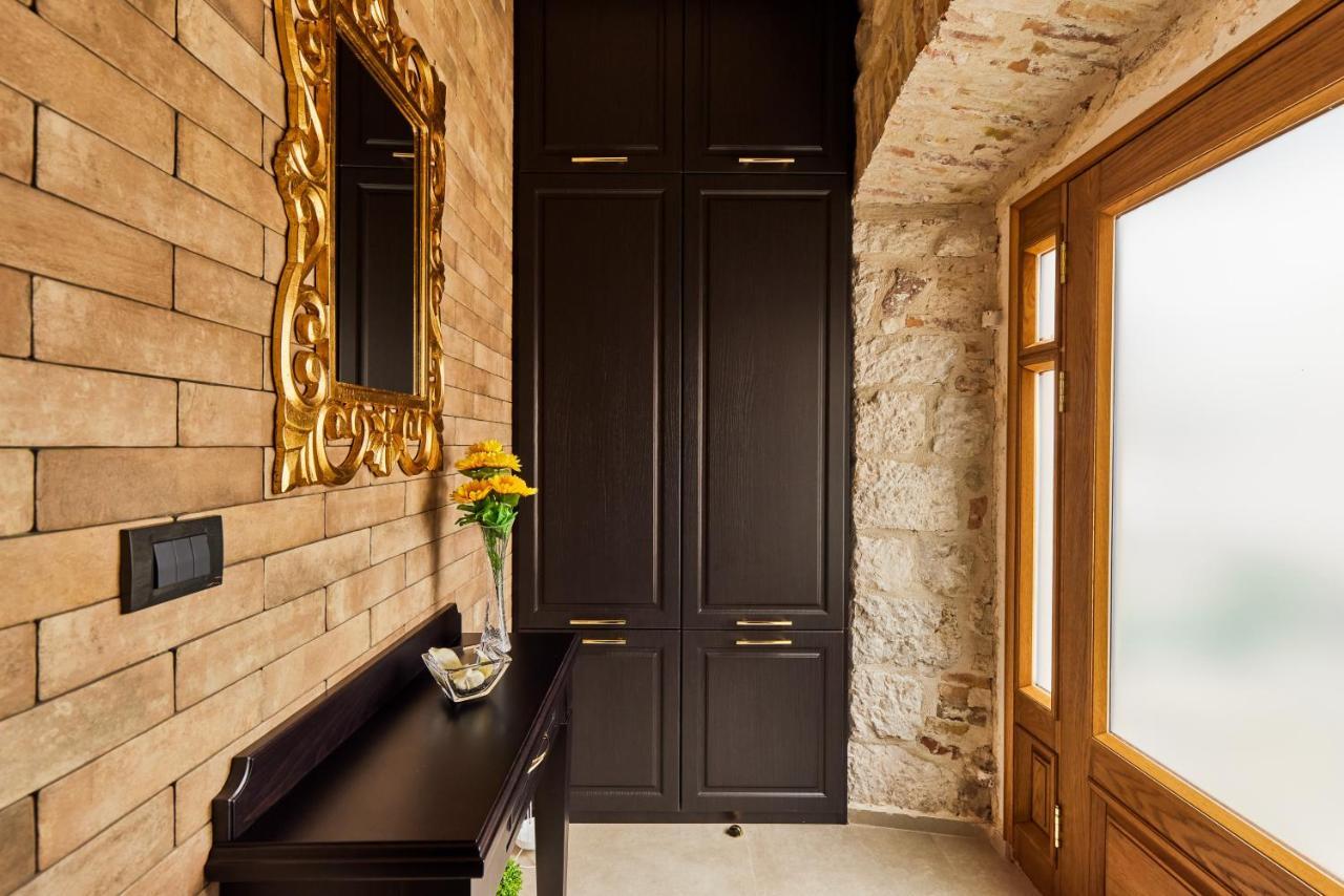 Apartment Lav In The City Centre Kotor Eksteriør billede